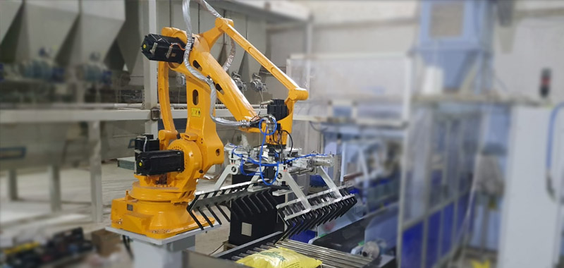 roboti-industriali-paletizare-1.jpg